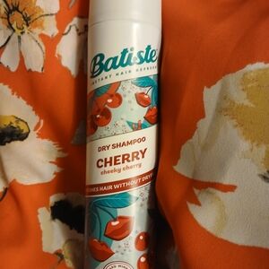 Batiste Cherry Cheeky Dry 5oz